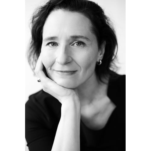 Iris Cassandra coverfoto zwart-wit