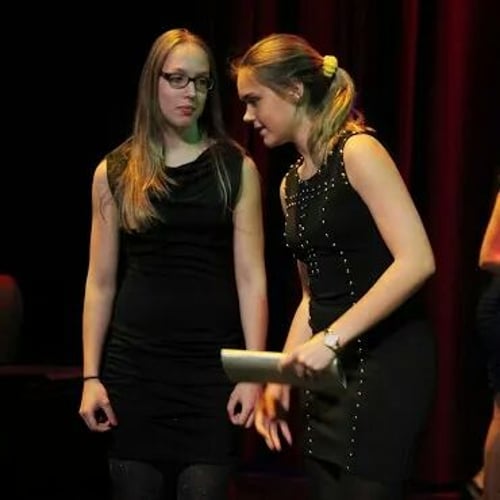  theatervoorstelling de oscargroep van pier-k jeugdtheatergroep