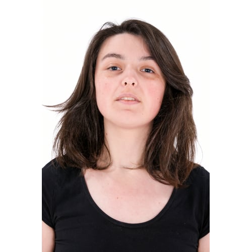 Head shot