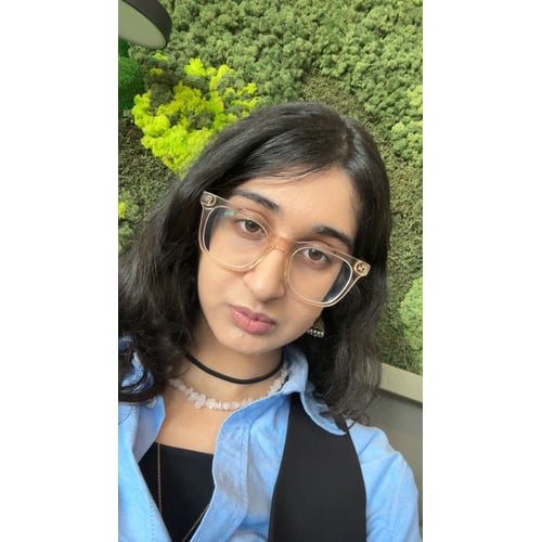 Meeeee