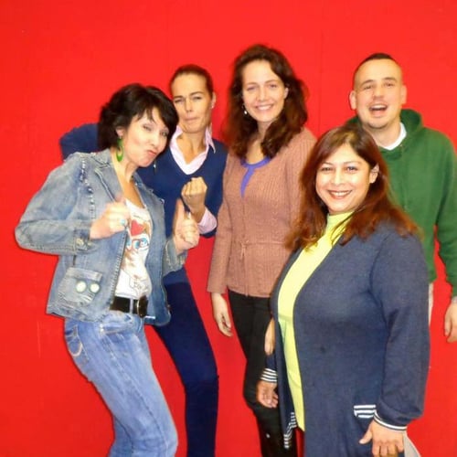 Tv serie Aaf, rol callcenter medewerker
