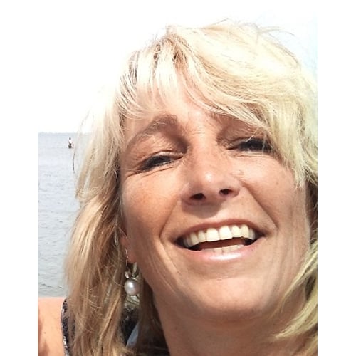 Mar lachend