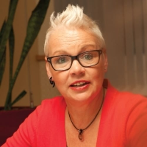 Roosje model Tafel van een Woman inc&ministerie van OCW