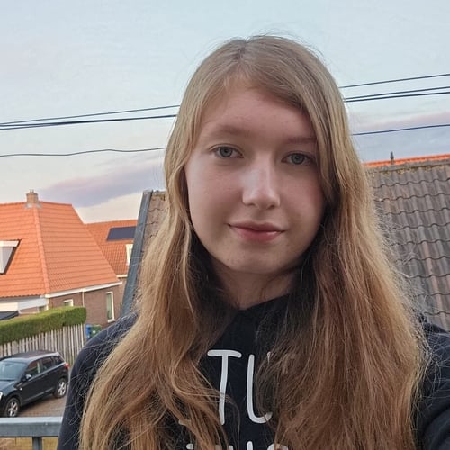 Myrianna