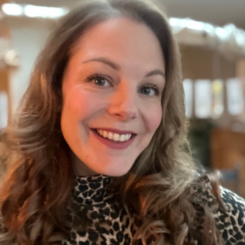 Pippa l Makinson