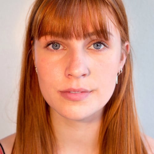 Julia Evelyn