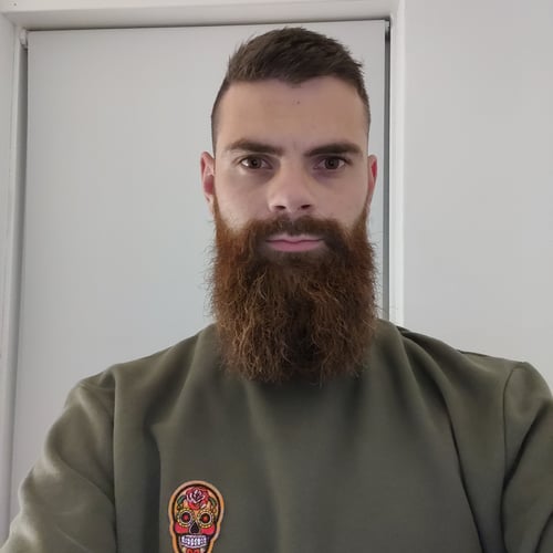 Bas