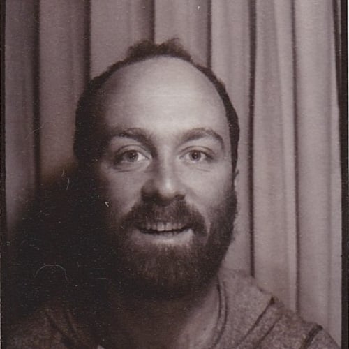 Tom Dello