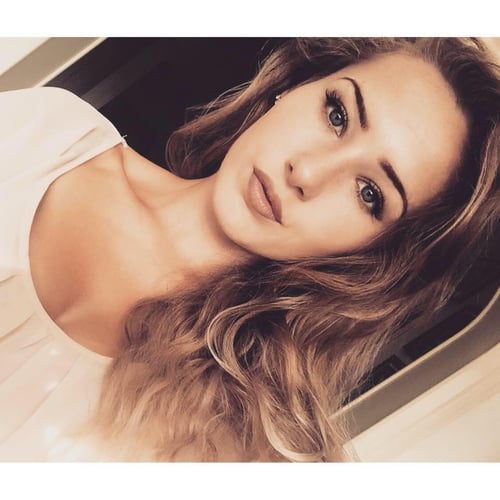 Simone