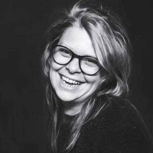 Georgie louise Harris