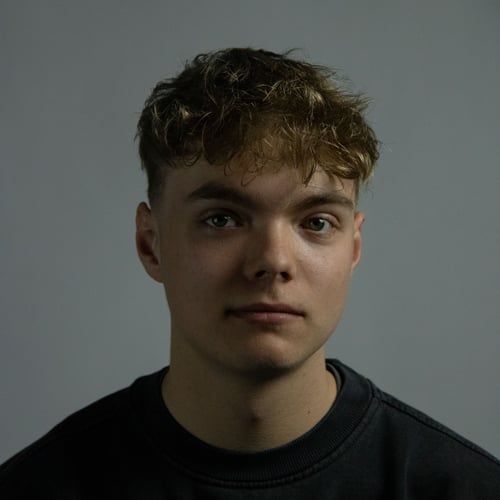 Damian Hering