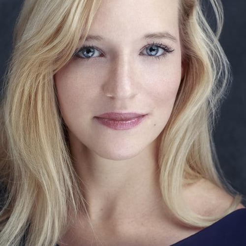 Laura j Vanderbiest