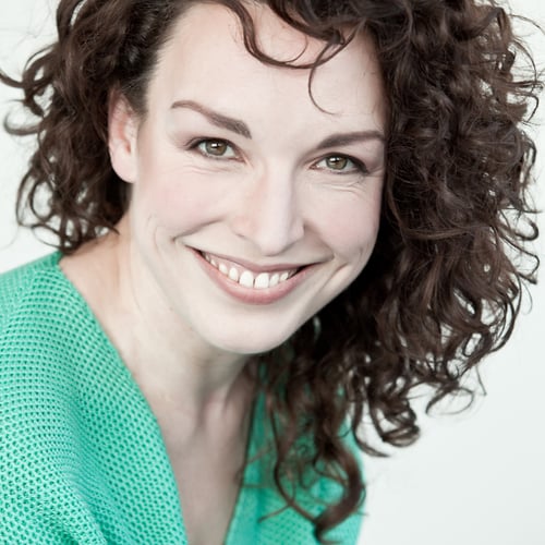 Mirthe Bron