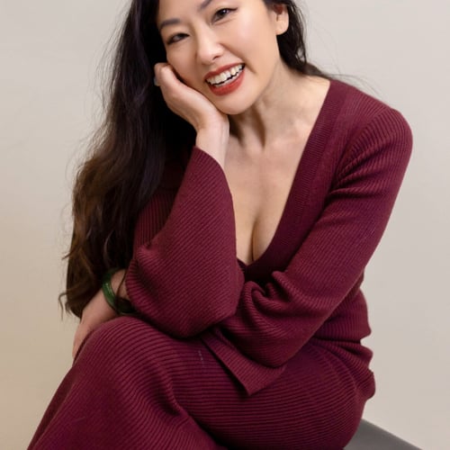 Yi
