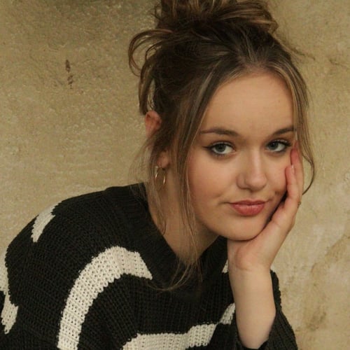 Tara Snijders