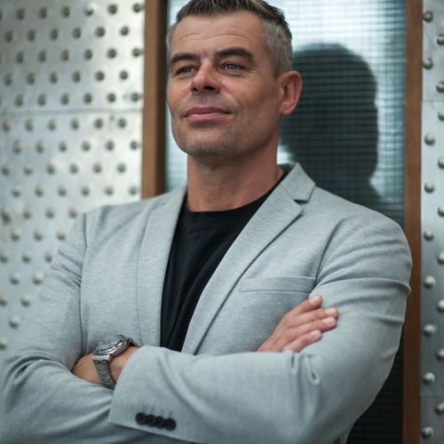 Mike van der Linden