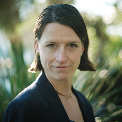 Iris Heusschen