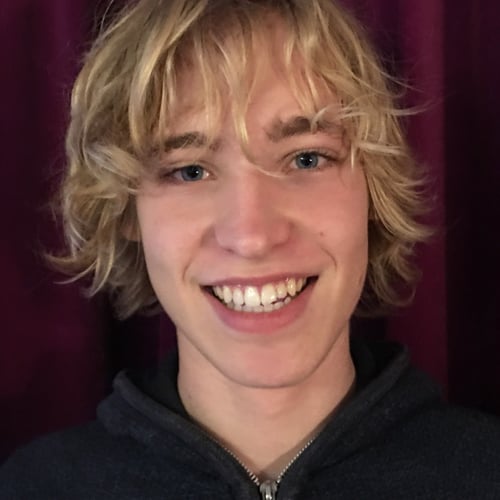 Tomas