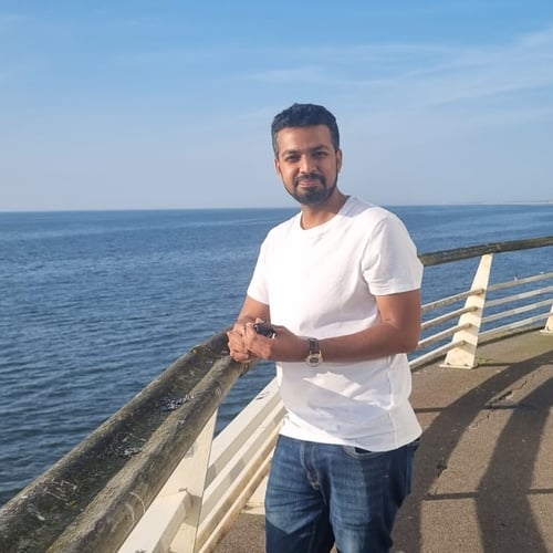 Miheer Dhamankar