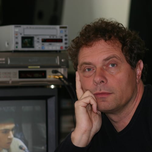 Movedmedia van den Bv
