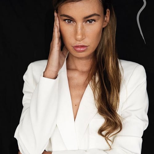 Chey Ciani