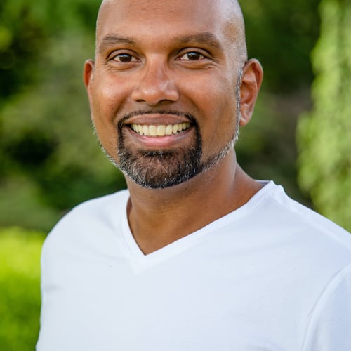 Stefan Lakhichand