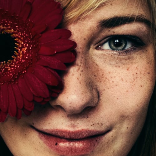 Simone