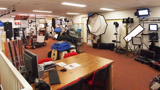 Professional lighting and accessories